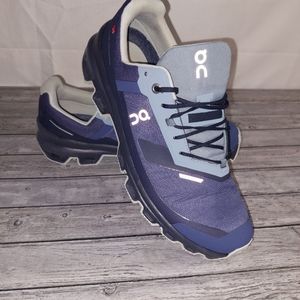 On Cloud Helion Size M9 32.99049